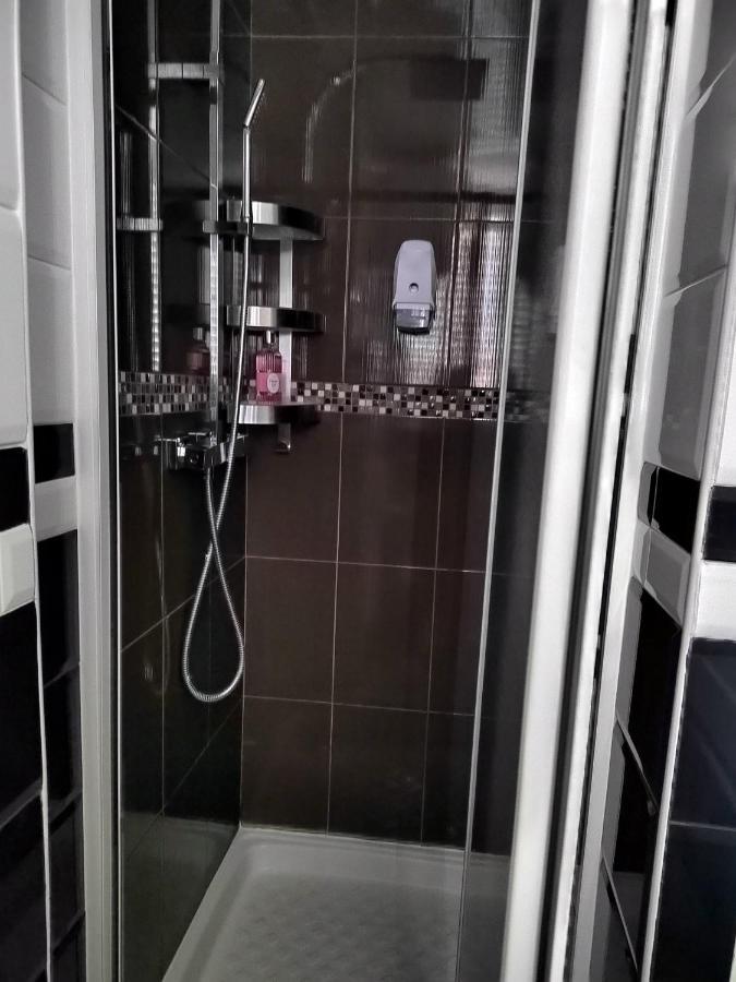 Studio Proche La Defense, Cosy Confort Bois-Colombes Exteriör bild